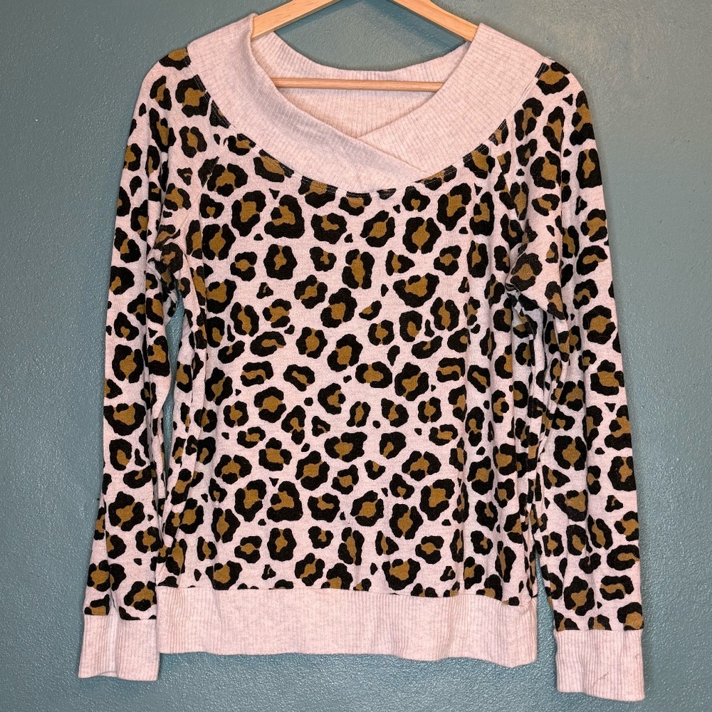 No Frills LA Cheetah Sweater Soft Lightweight